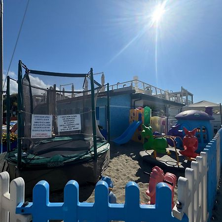 Hotel Bagno Stella Del Mare Marina di Carrara Kültér fotó