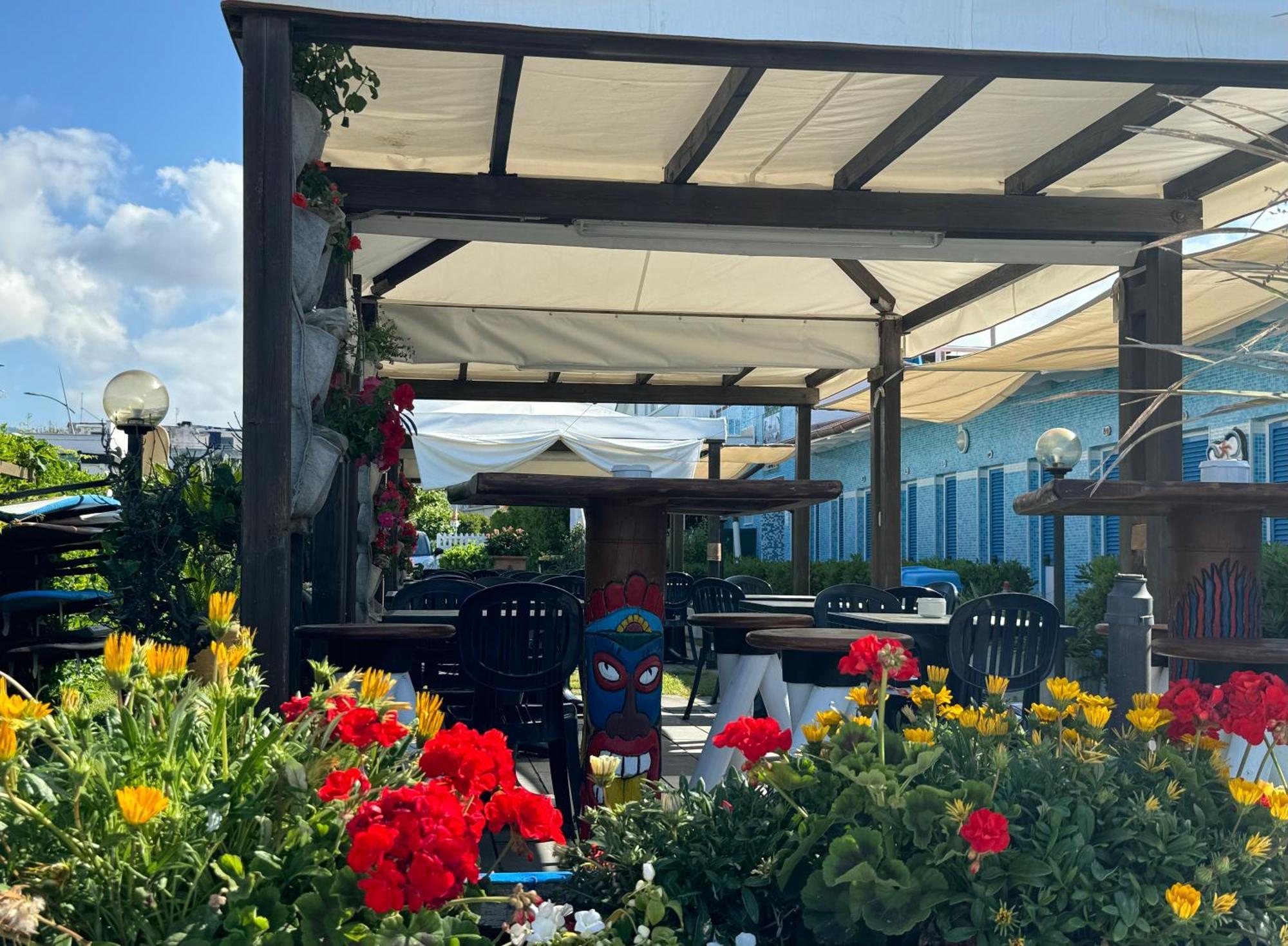 Hotel Bagno Stella Del Mare Marina di Carrara Kültér fotó