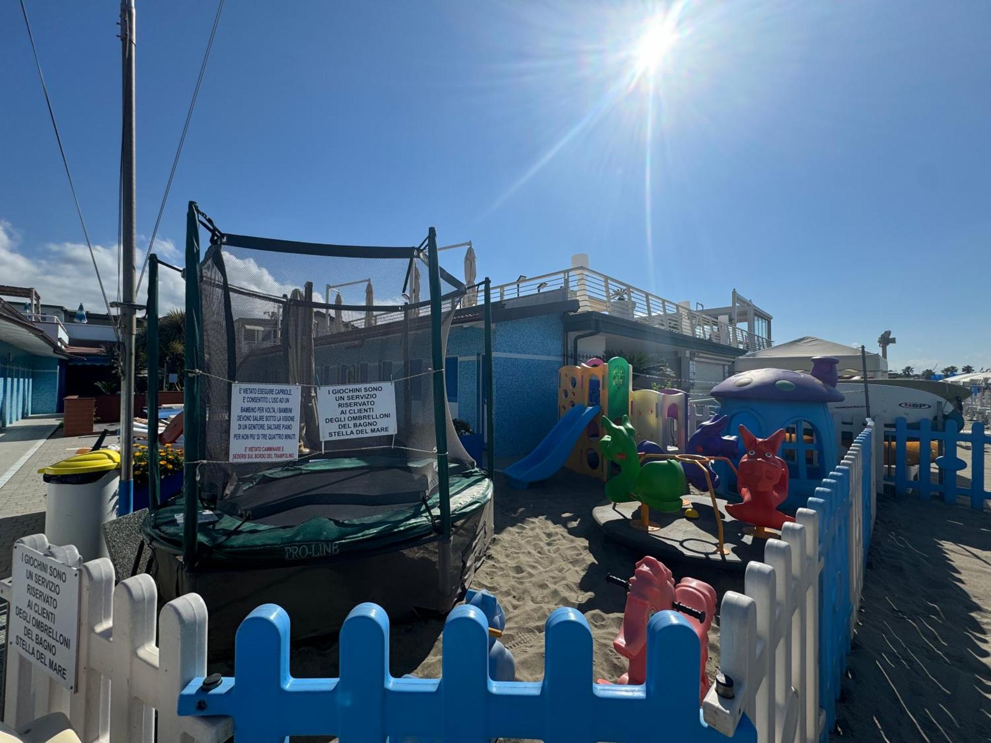 Hotel Bagno Stella Del Mare Marina di Carrara Kültér fotó
